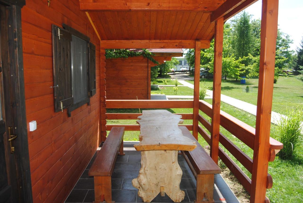 Villa Hedi Vendeghaz Dunakiliti Exterior foto